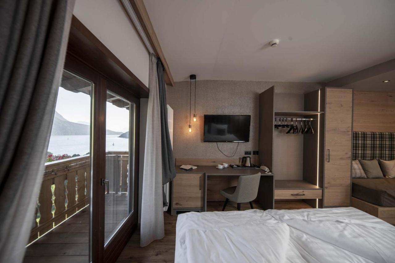 Ariston Lake View Hotel Molveno Exterior photo