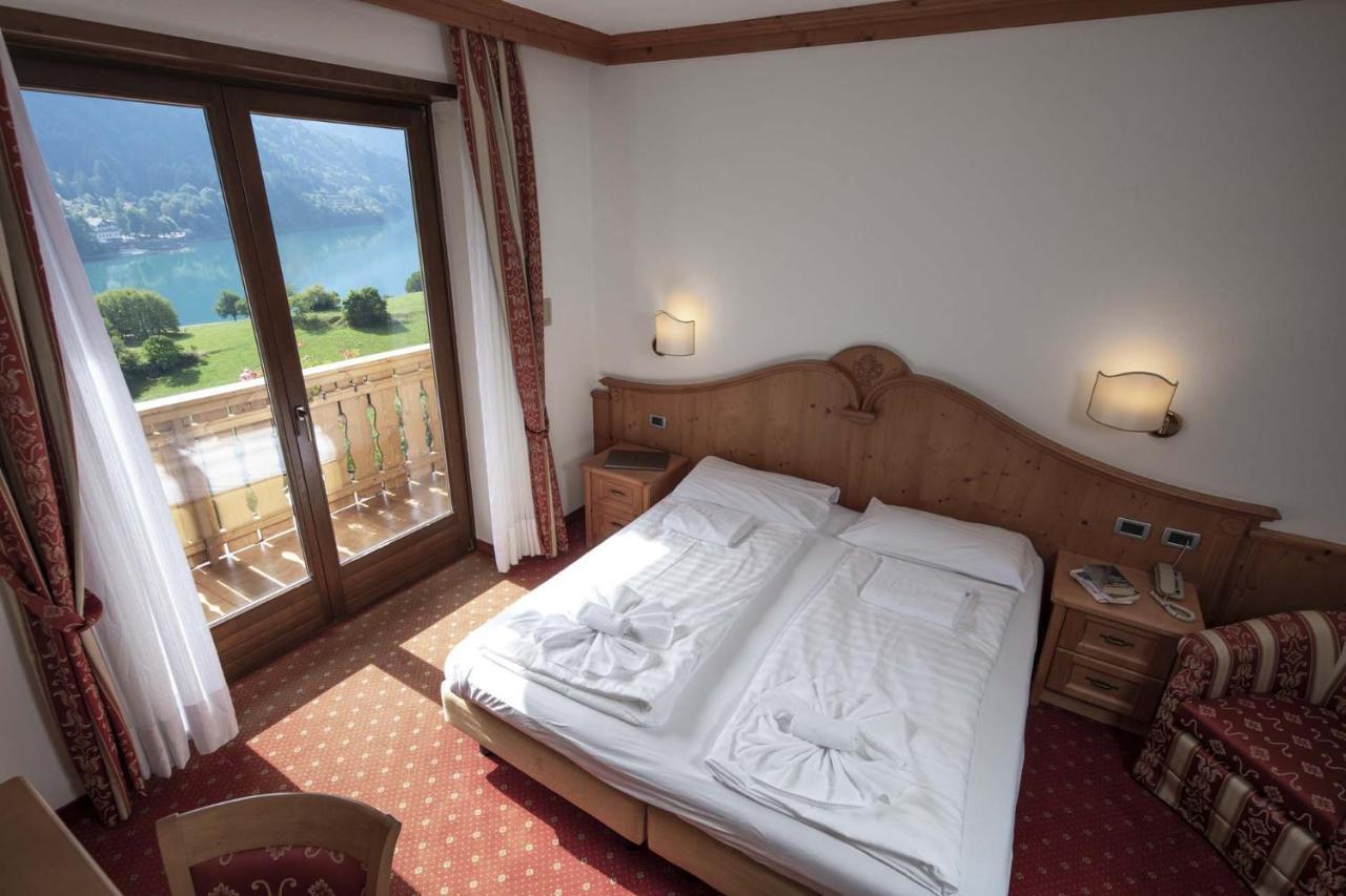 Ariston Lake View Hotel Molveno Exterior photo