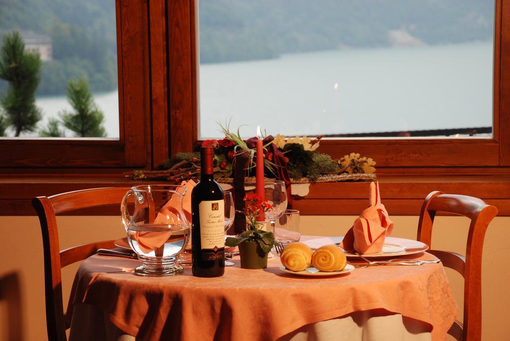 Ariston Lake View Hotel Molveno Exterior photo